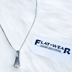 FLATWEAR| By Nancy Puckett Silver Pendant Necklace